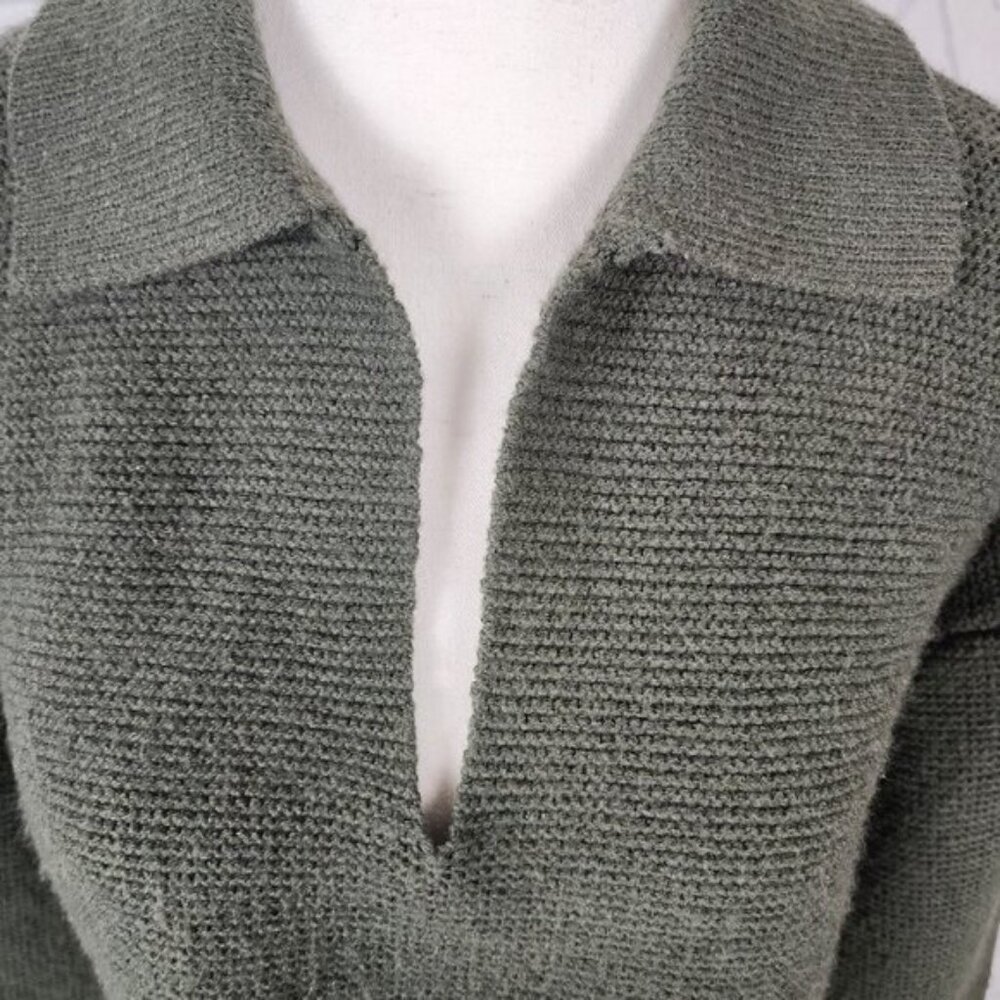 Oak & Fort Green Chunky Knit Collared V-Neck Oversized Cropped Sweater - Picture 2 of 7